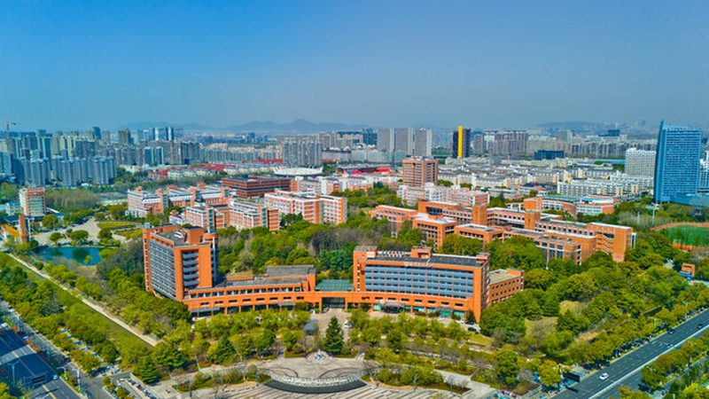 深圳三极管样品批发：揭秘三极管选型与采购要点